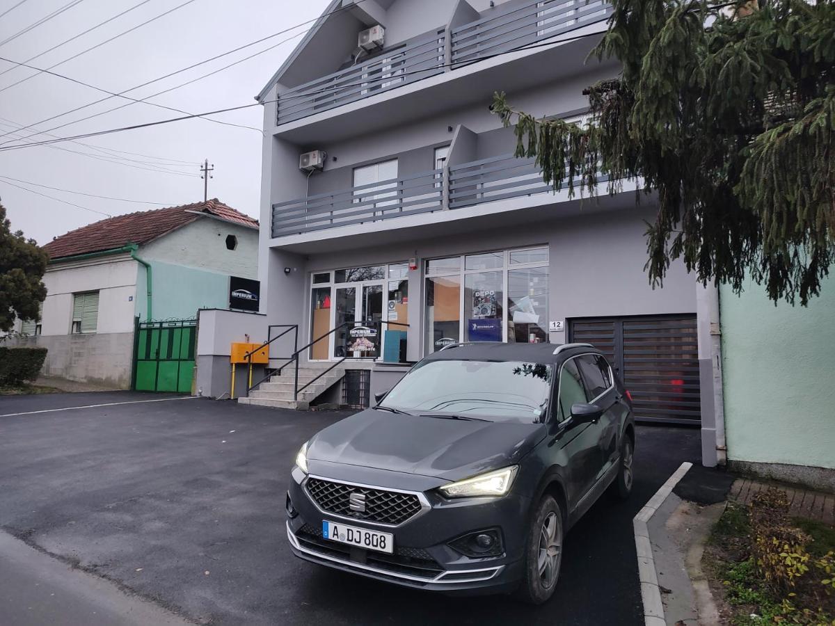 Apartmán Imperium Stan Na Dan Indija Exteriér fotografie